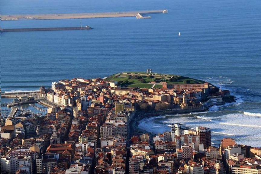 La Casa De Su Apartment Gijon